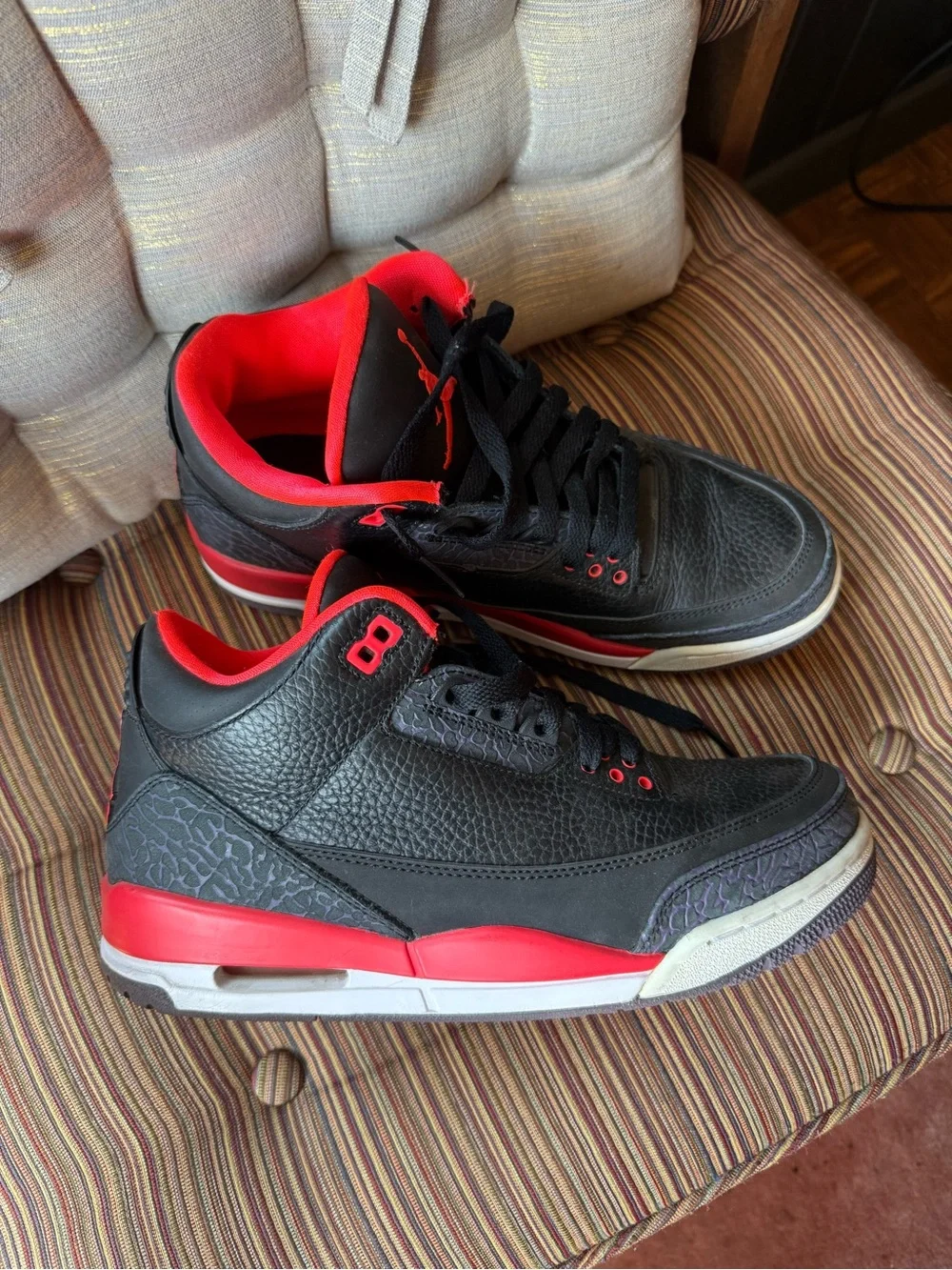 Nike Air Jordan 3 Retro Crimson Sneakers Men's Size 8 Black Red White 136064-005